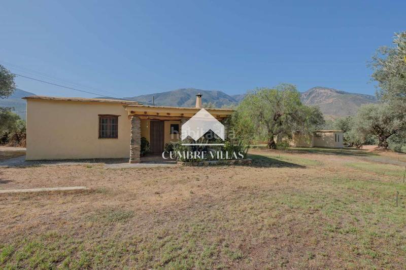 Foto c954ac84-ad75-44b5-974c-7c57a274842b. Masia a Órgiva