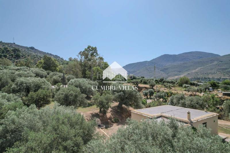 Foto e9daf53c-2a15-4b7a-a415-dc4d7ba8691c. Masia a Órgiva