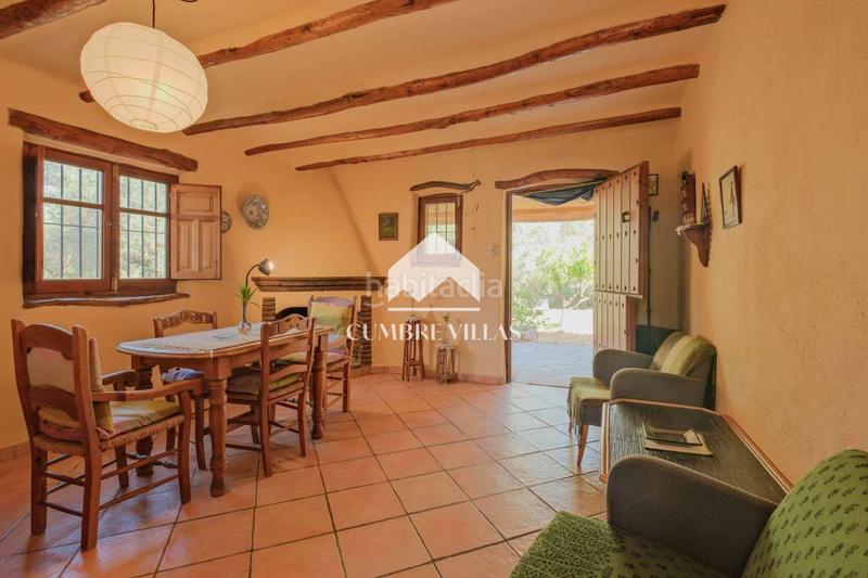 Foto f6464f74-1e78-4f35-a6ec-842153724fb6. Masia a Órgiva