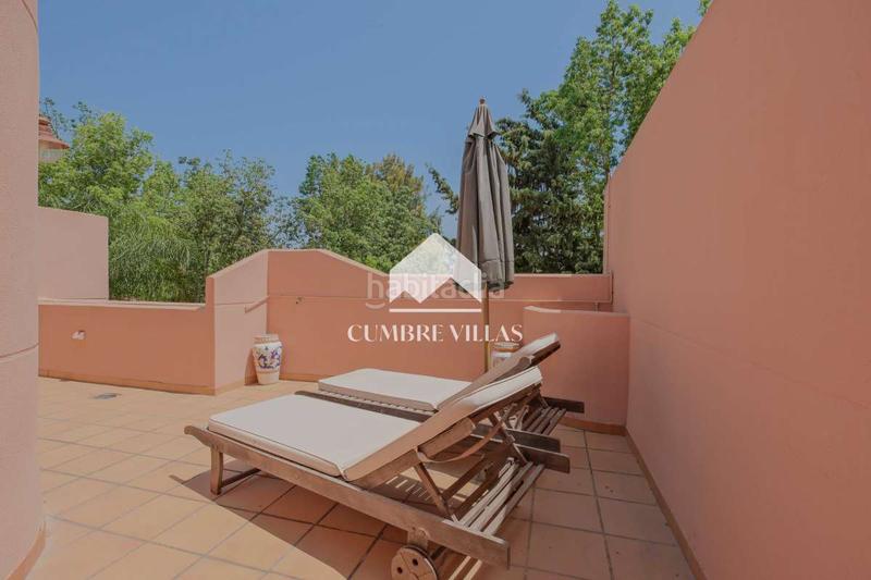 Foto 926e37ab-88c7-48b7-817a-cc64a6526783. Casa bifamiliare con parcheggio piscina in Playa de Granada Motril