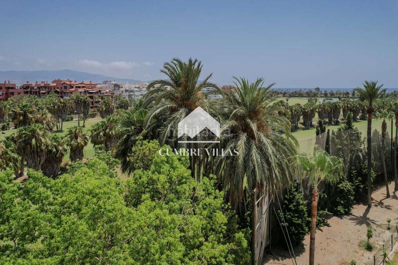 Foto d0fb4781-524f-4760-bc56-f2b8b8cce4c8. Casa bifamiliare con parcheggio piscina in Playa de Granada Motril