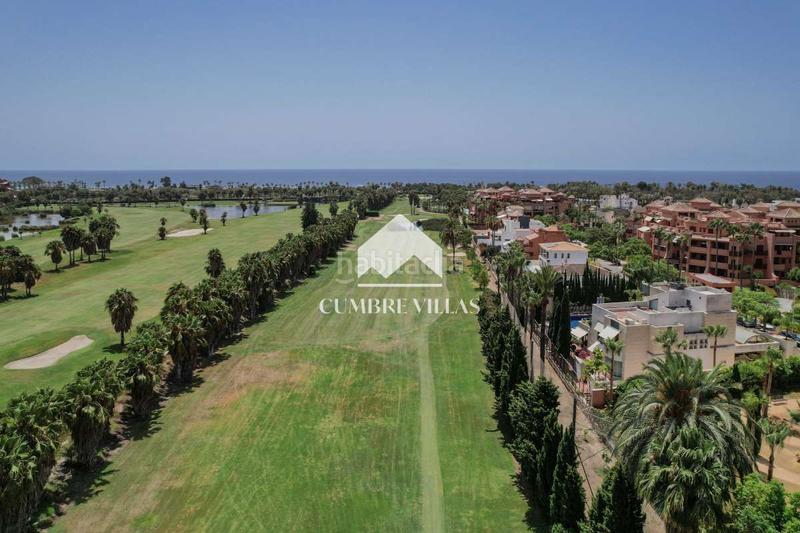 Foto 1eb55bba-c29b-4c6b-bd8c-5d1cf4a8d286. Doppelhaus mit parking pool in Playa de Granada Motril