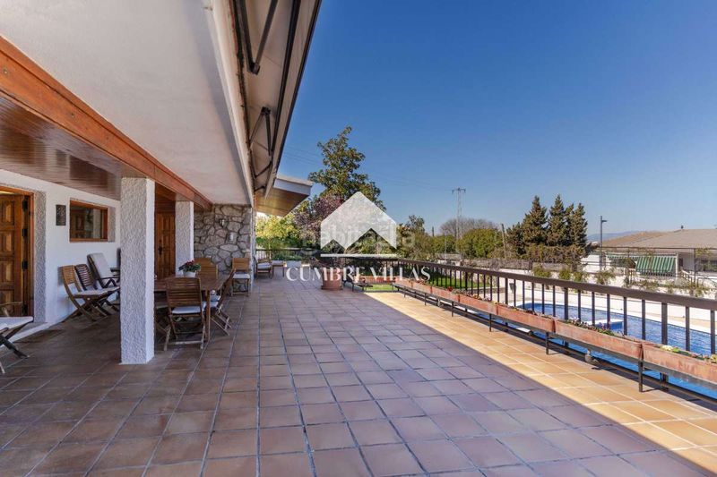 Foto 2e289c67-cfb0-455a-a1d5-0565f4cdbb8e. Casa amb calefacció a Gójar