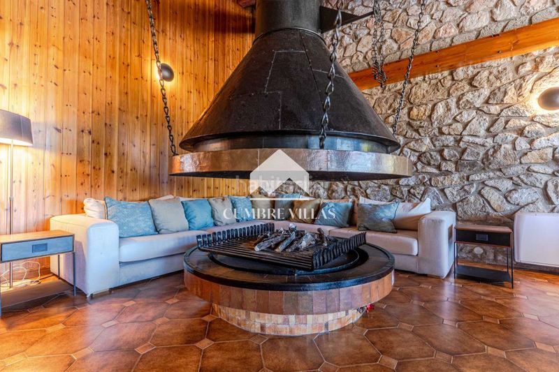 Foto 38804d35-c0b6-4e23-b11c-ab74b7ddee04. Casa amb calefacció a Gójar