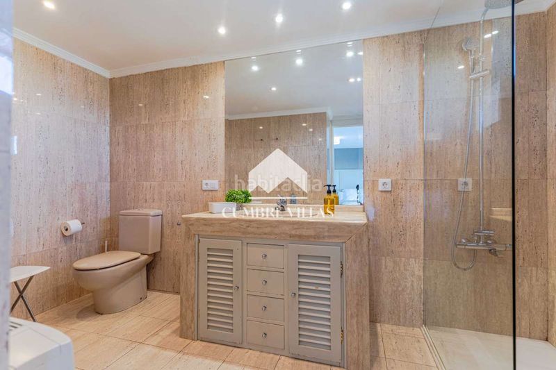 Foto 3b8b69c2-f9f4-40f6-afe7-492cdb1cdc13. Casa amb calefacció a Gójar