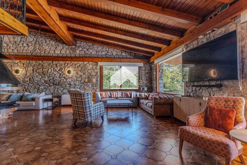 Foto cf57d01d-7f15-4a3b-b6c8-de49432a5143. Casa amb calefacció a Gójar