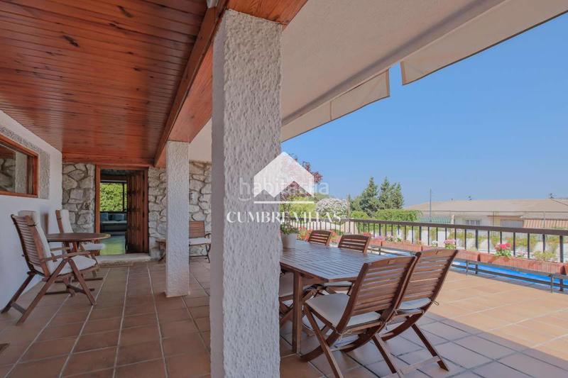 Foto f2ec6327-9d39-4529-9d34-3665a2e06bba. Casa en Gójar
