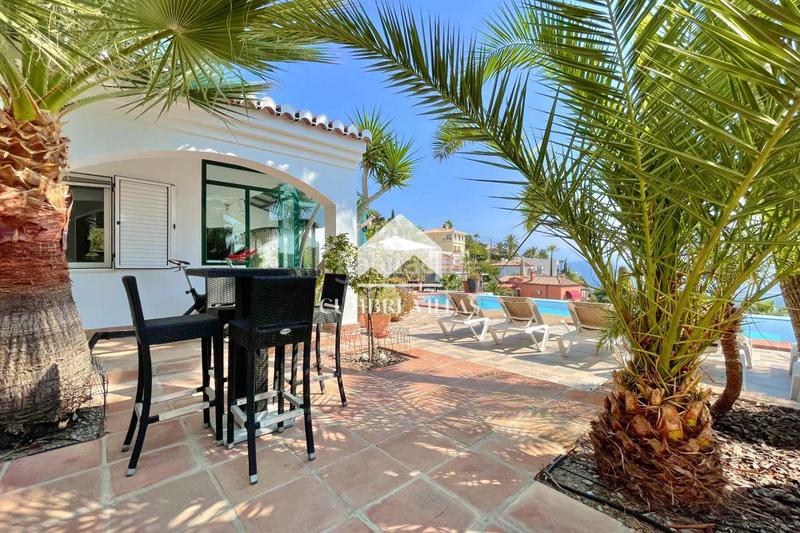Foto 8a3b0927-9e63-4f0c-8463-1100bc589883. Casa amb aparcament piscina a Monte los Almendros - El Pargo - Costa Aguilera Salobreña