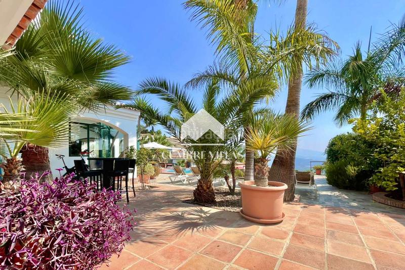 Foto f55128f9-c0c7-4b1b-9c94-9ead7ff1fedd. Casa amb aparcament piscina a Monte los Almendros - El Pargo - Costa Aguilera Salobreña