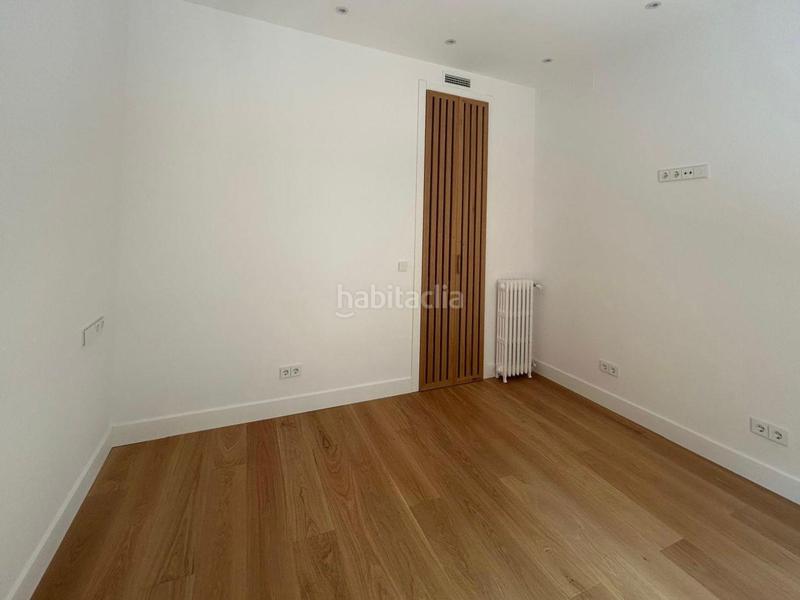 Foto 59550eff-a215-46e5-bdac-3a2b38fb44c4. Piso exclusivo piso exterior totalmente reformado en el barrio del retiro en Madrid