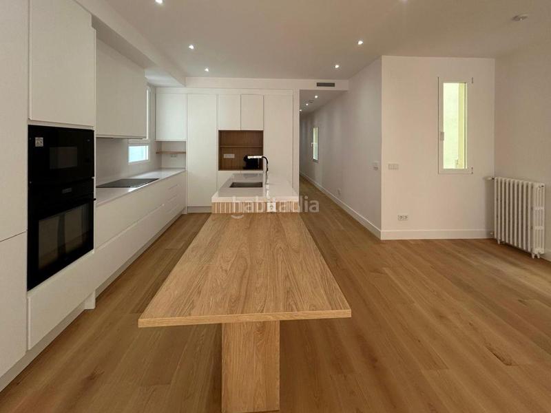 Foto 685e4e1d-0ed8-4e75-ab9e-22c8873b7eba. Piso exclusivo piso exterior totalmente reformado en el barrio del retiro en Madrid