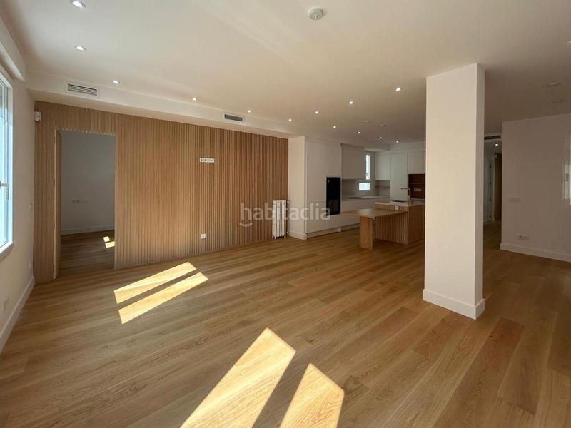 Foto 72b688d2-d32c-40d2-9afb-a74b2644b7a3. Piso exclusivo piso exterior totalmente reformado en el barrio del retiro en Madrid