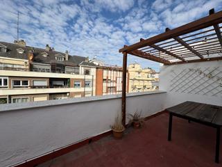 Lloguer Àtic  Calle guzman el bueno. Ático luminoso con gran terraza en zona inmejorable
