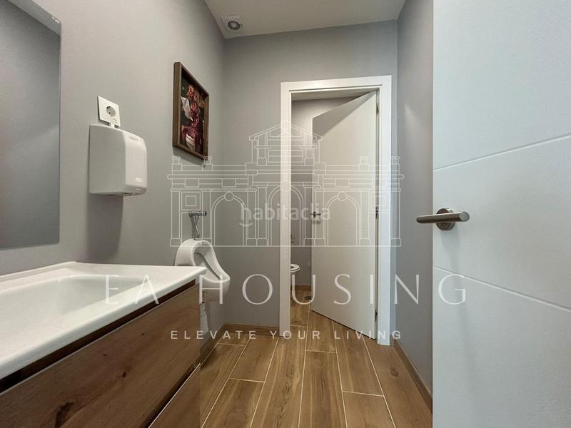 Foto 4f09c3e1-b7f6-4ca8-adde-74b2cb0dd565. Casa a schiera in Laguna Park Parla