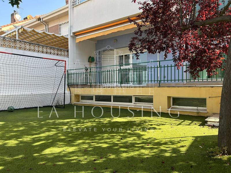 Foto a19875de-8956-4354-b533-be3d625c3f02. Casa a schiera in Laguna Park Parla