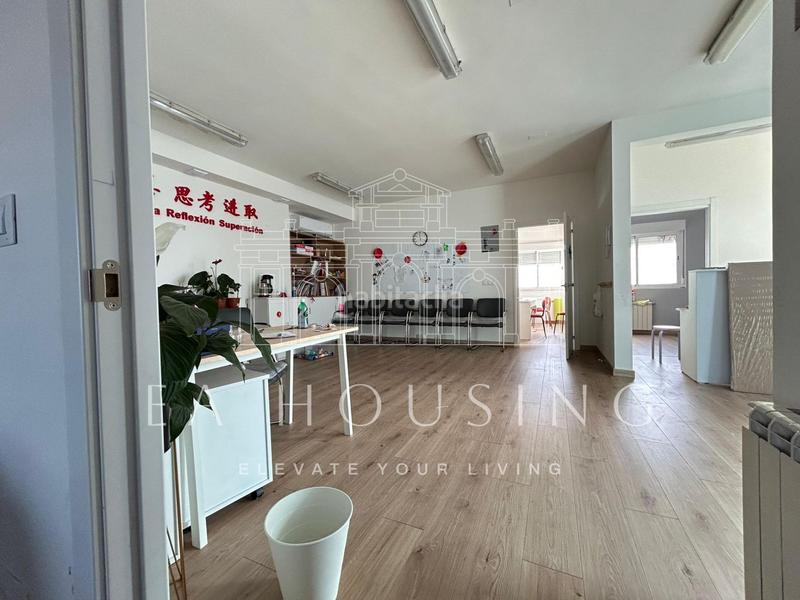 Foto bf1183eb-6b42-441a-8783-0fb4788e0077. Casa a schiera in Laguna Park Parla