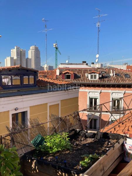 Foto c284d642-3e7a-46ae-8d91-c3a50bfdcb37. Penthouse with heating in Universidad-Malasaña Madrid