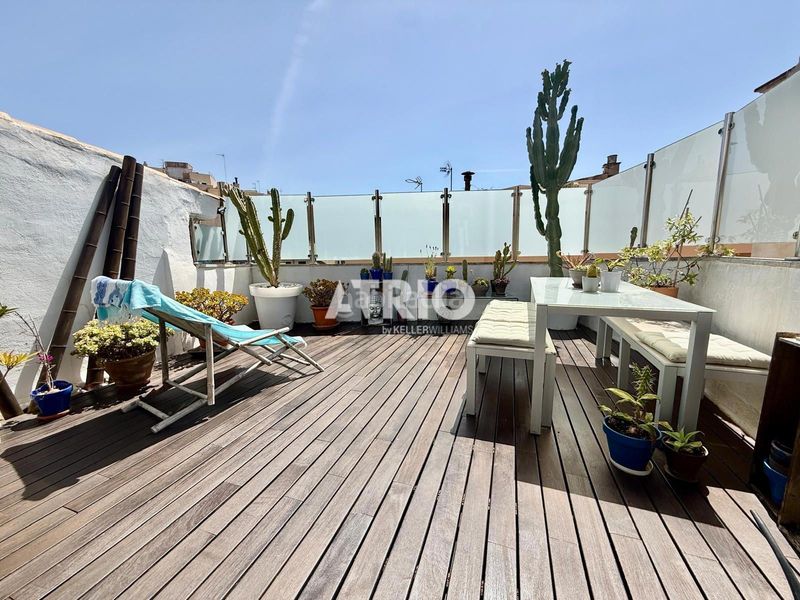 Foto 5e5b4b78-2f7e-42ff-82d9-2502f11e5fb2. Dúplex a El Mercat Palma de Mallorca