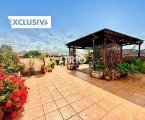 Ático en Son Armadams. En exclusiva. se vende espectacular ático dúplex situado en la e