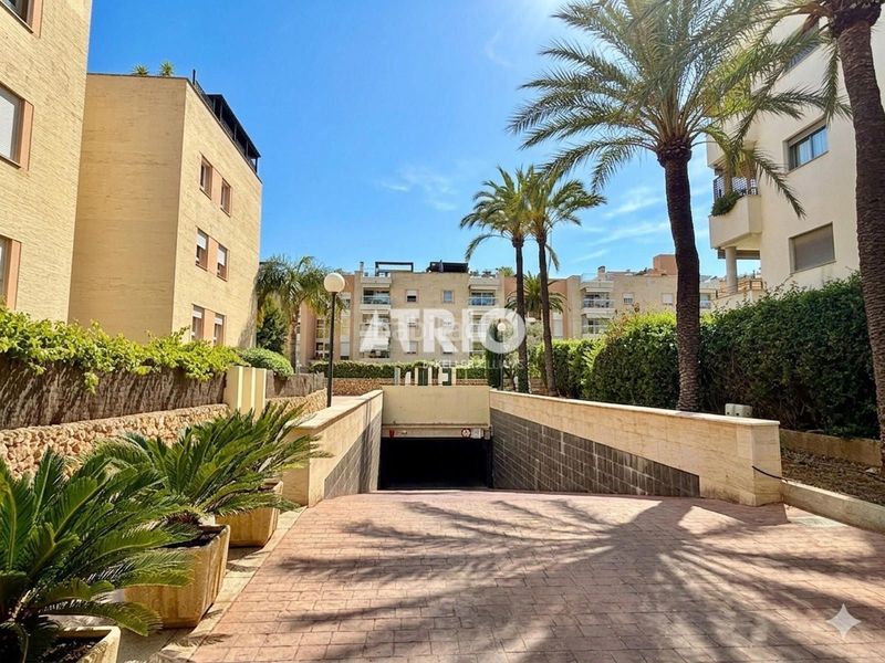 Foto 65af1fa7-a6c7-4b6d-9596-b7a7c69bc203. Àtic amb calefacció aparcament piscina a Son Armadams Palma de Mallorca