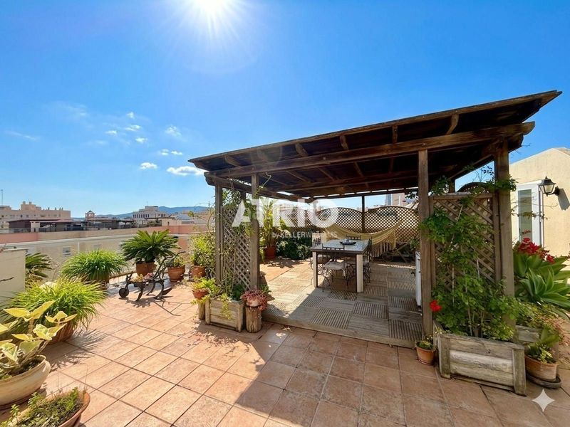 Foto e44e2ddd-8292-4277-8297-a83f3657d18d. Àtic amb calefacció aparcament piscina a Son Armadams Palma de Mallorca