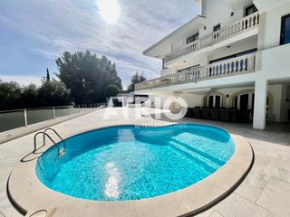 Miete Chalet in Son Vida. Son vida exclusiva villa de 800 m2 en parcela de 1244 m2