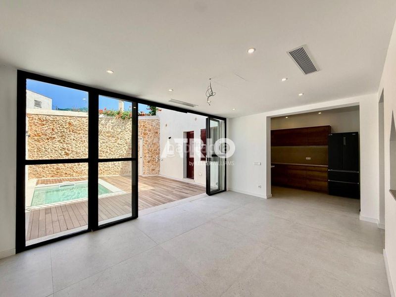 Foto e4d0ea2a-82c1-4177-89d4-2c69f5278da3. Casa amb calefacció piscina a Campos poble Campos