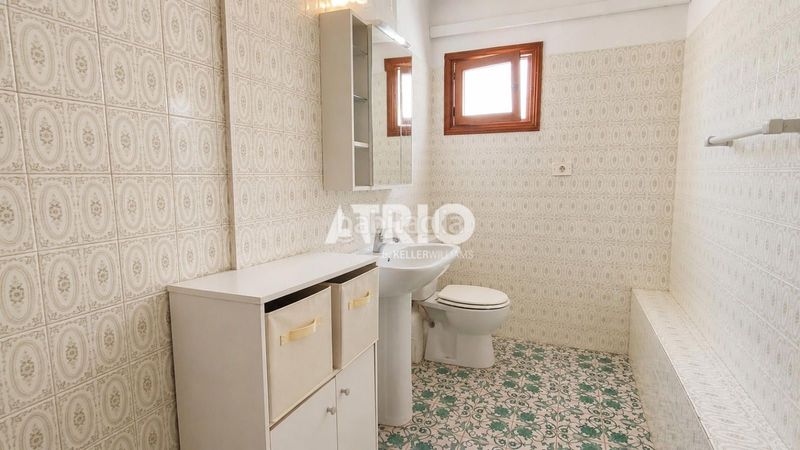 Foto 742c9311-5278-454f-8982-a5b2f2d4ffc0. Casa amb aparcament a Andratx Andratx