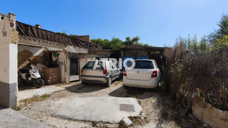 Foto 7ef13264-6992-44e7-aa91-03fd99c976f9. Casa amb aparcament a Andratx Andratx