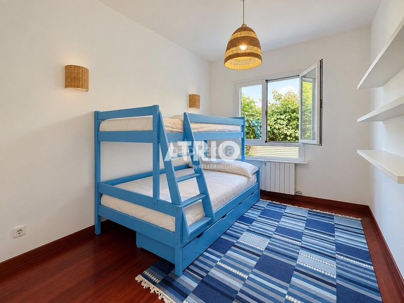 Foto f56d00d0-f693-4556-bee9-e9c579480c89. Pis amb calefacció aparcament piscina a Cas Català-Illetes Calvià