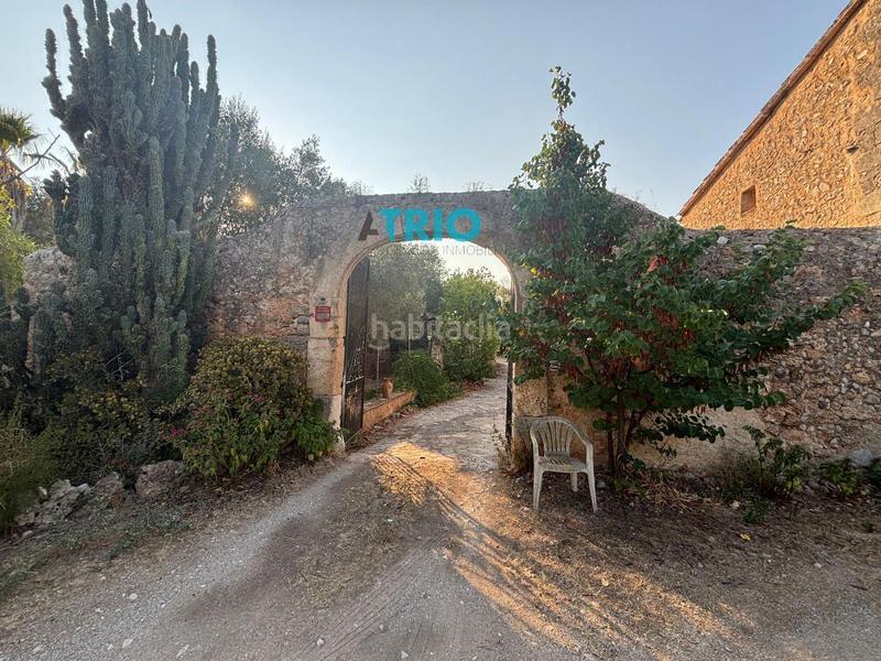 Foto 5051ad13-fa51-4b79-8737-ecd3e1f6cc6e. House with heating pool in Sencelles