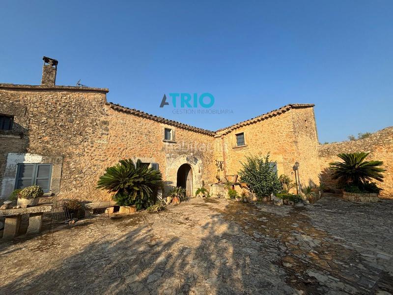 Foto ed3be3a6-3dd1-4be7-9cb2-d5cd41d83a89. House with heating pool in Sencelles