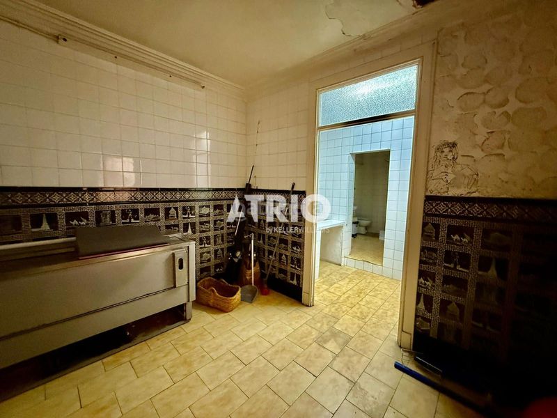 Foto 1e6e5664-be3f-4b5c-bccc-79bb1ef91e87. Edifici a El Sindicat Palma de Mallorca