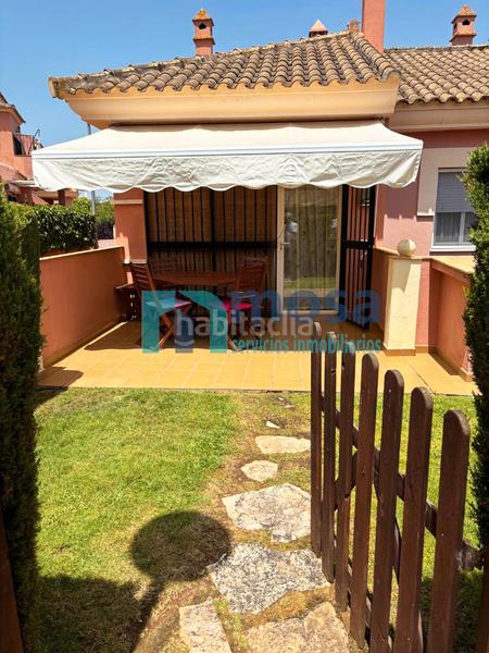 Foto 557d3797-e221-4eb4-8bd2-e7cadcb6364a. Maison jumelée avec parking piscine dans Islantilla golf Islantilla