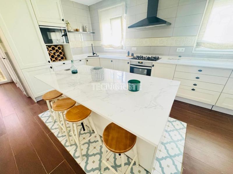 Foto 71d0fdf7-44cb-41e7-b660-06cc86a2d0d9. Casa pareada casa en venta en Polán