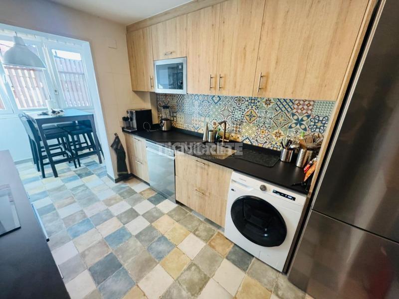 Foto b759d86d-2283-45a1-b11e-a573c3fe93f3. Miete etagenwohnung mit heizung parking in Buenavista-Valparaíso-La Legua Toledo