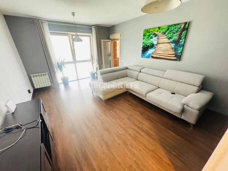 Foto 0efeb4d0-a975-46d3-9442-a6323045335c. Rent flat with heating parking in Buenavista-Valparaíso-La Legua Toledo