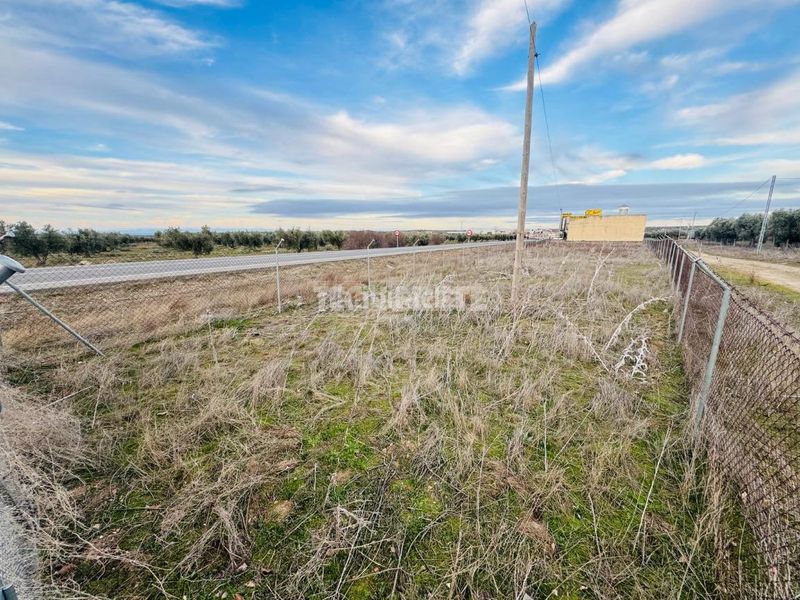 Foto 85d7d688-1902-4a0e-8cea-3bc287e35d05. Terreno residencial terrenos en venta en Guadamur