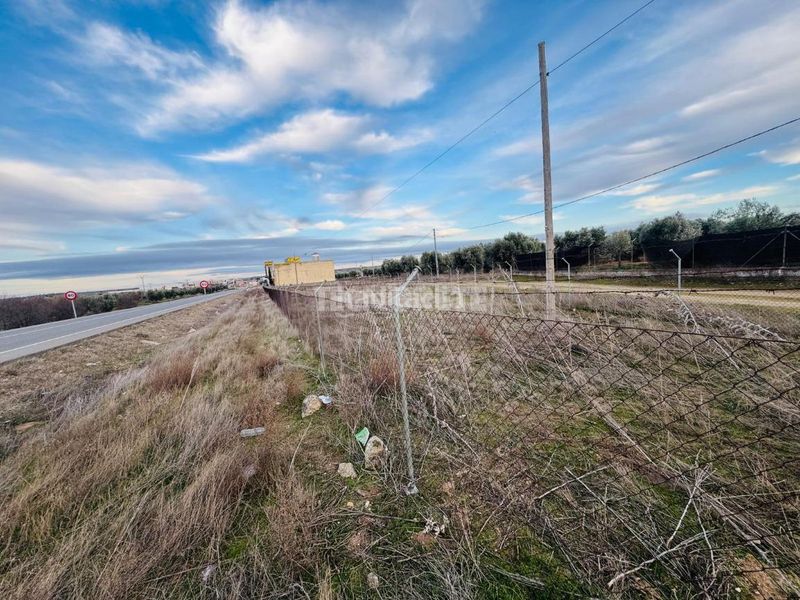 Foto f2cac71f-ac39-4994-844b-e201842ebf9a. Terreno residencial terrenos en venta en Guadamur