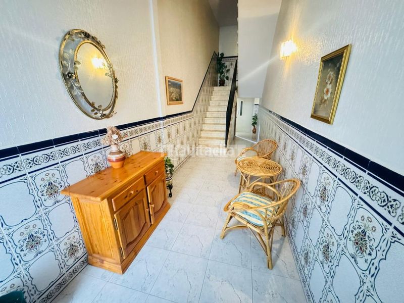 Foto 6231cba7-316d-4b13-8cbc-59b1100619e5. Casa aparellada amb calefacció aparcament a Yébenes (Los)