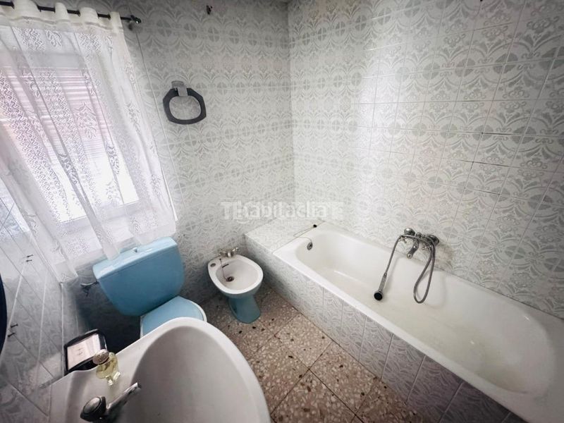 Foto 11b13693-422d-46a6-a65d-a0340ac30224. Casa aparellada amb calefacció aparcament a Gálvez