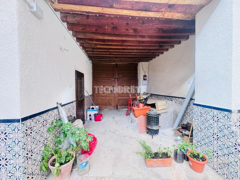 Foto 9f4e9894-63c4-41fb-a970-439f97476f19. Casa aparellada amb calefacció aparcament a Gálvez
