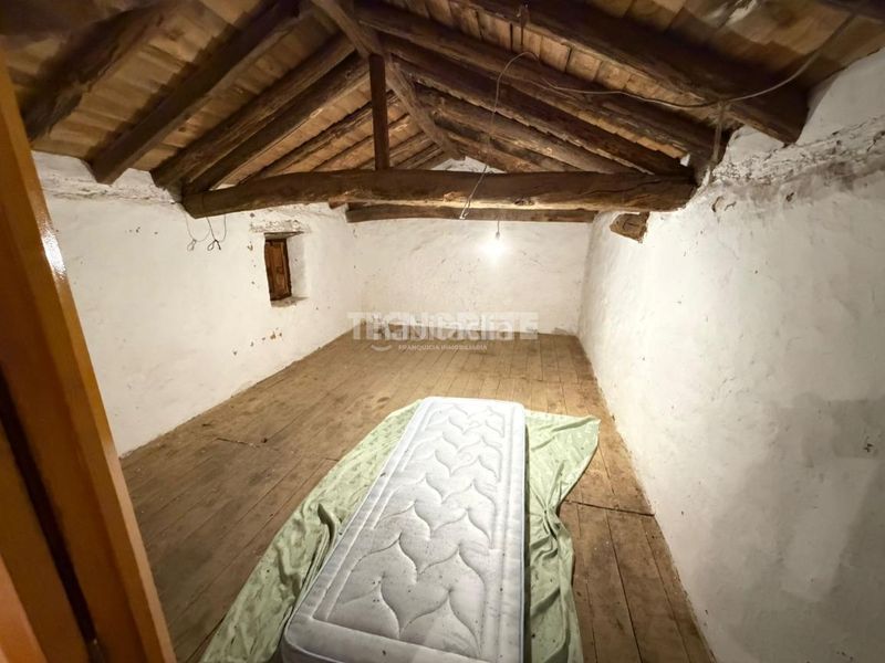 Foto aaf9c095-ea79-412d-aae0-b09823569a4b. Doppelhaus mit heizung in Navalucillos (Los)