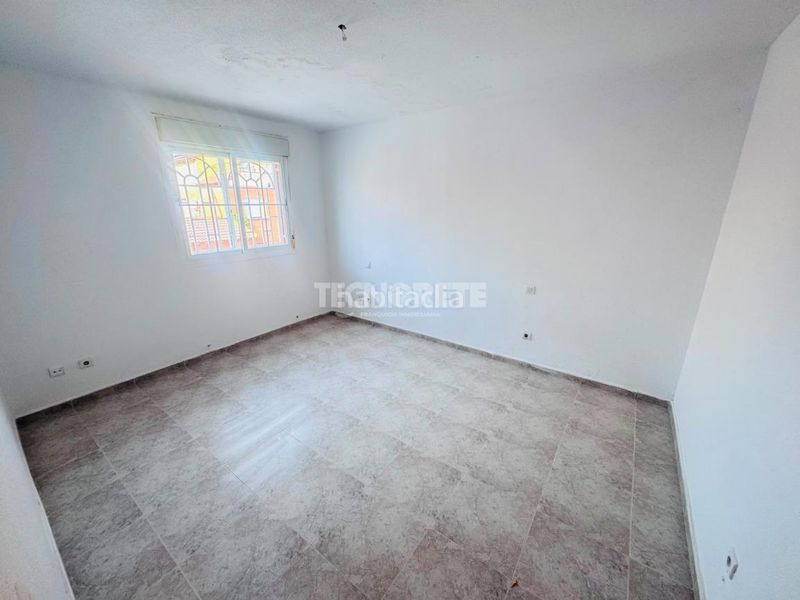 Foto 4af275e2-942f-4d21-b265-3a8f09906b9a. Casa aparellada a Magán