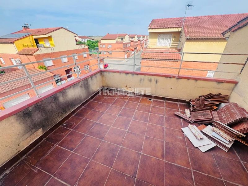 Foto 5a4ee3d5-d50e-4f8f-96ac-7719cea84663. Casa aparellada a Magán