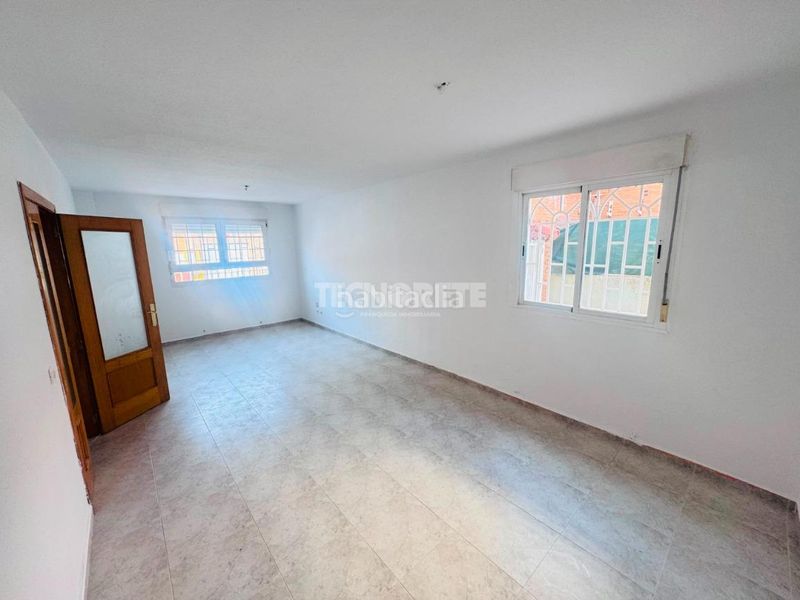 Foto a2a7183b-6b8e-413a-b6fb-30061be97ccf. Casa aparellada a Magán
