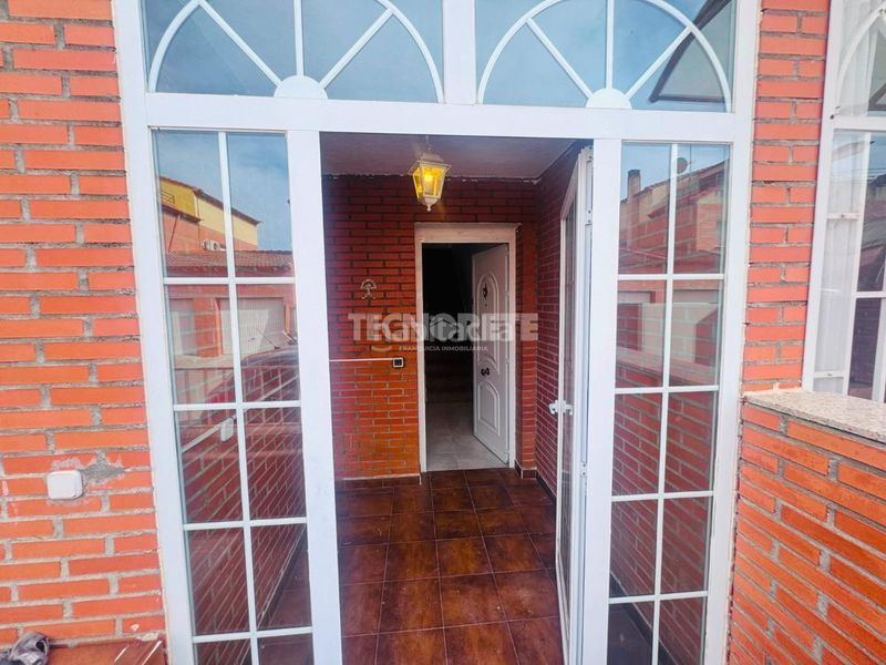 Foto a41aa296-747d-44e8-abe7-c3c4cb2c0f5c. Casa aparellada a Magán