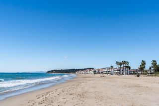 Casa adosada  Calle hort de pau l'. Chalet adosado a 500m de la playa con jardín privado y garaje do