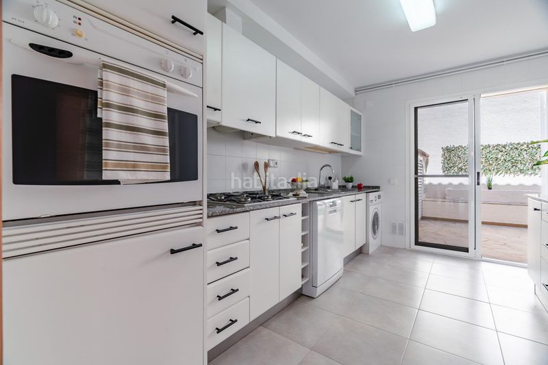 Foto 17b3f0f0-b991-473a-a5d6-6a2094d03115. Casa adossada amb calefacció aparcament a Altafulla