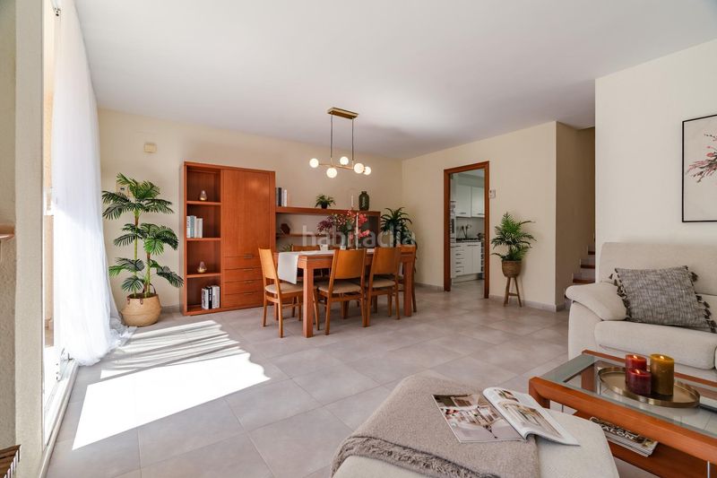 Foto a673f3a5-689a-4468-8e2b-adc58e8b35a2. Casa adossada amb calefacció aparcament a Altafulla